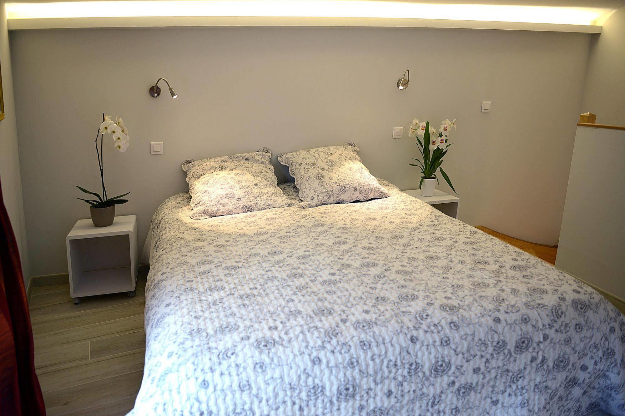 Mas De Carabelle Bed and Breakfast La Roque-Alric Buitenkant foto